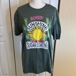 Gildan Dark Green Women’s T-Shirt with Sunshine Graphic